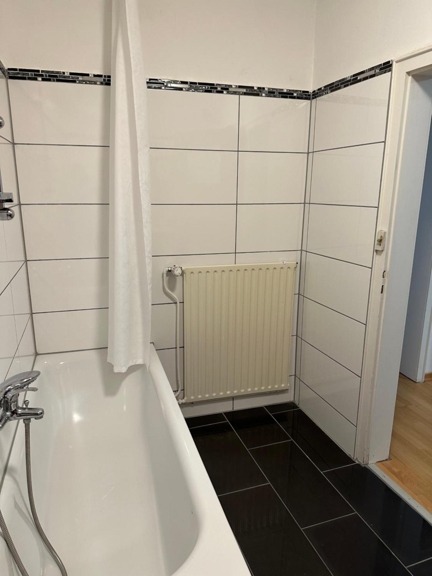 Holiday-Ferienwohnung Solingen-Mitte Esterno foto